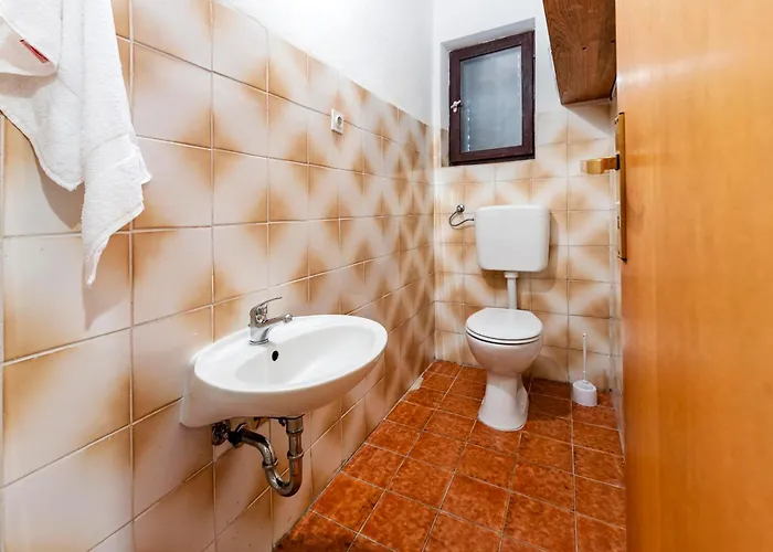Eda Apartment *