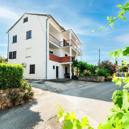 Апартаменты Eda *